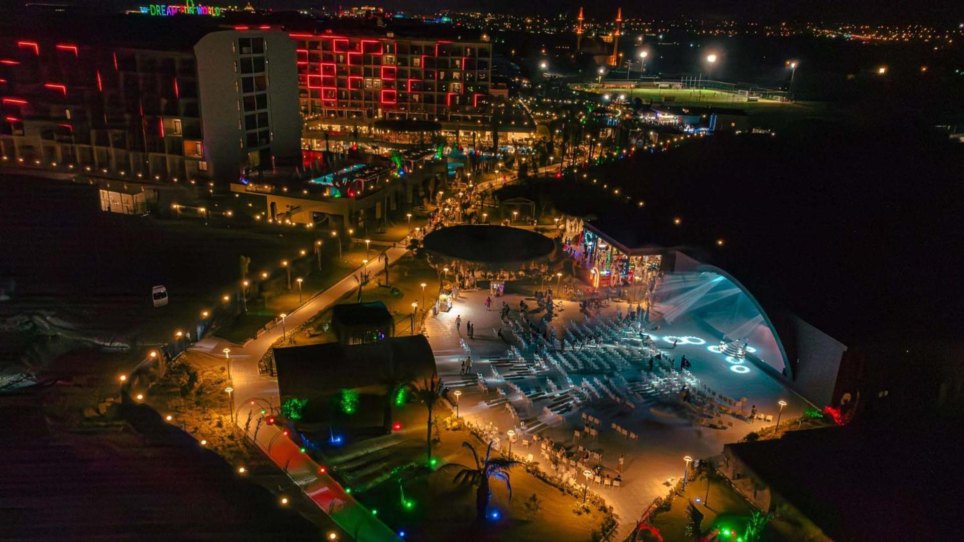 Dream Fun World Hotel Side Kültér fotó